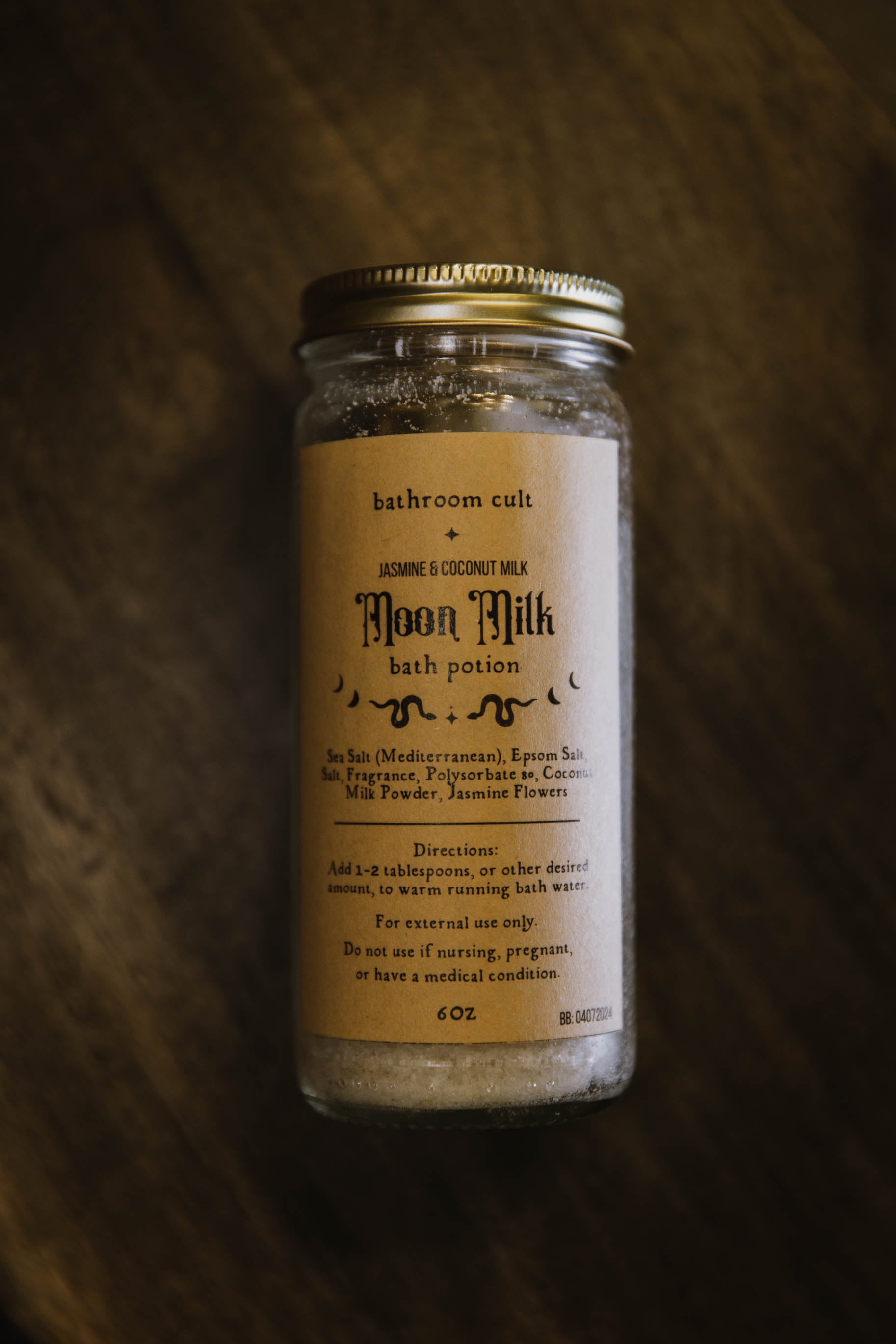 moon milk bath salt label